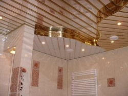 Как сделать потолок в ванной комнате из пластиковых панелей своими руками