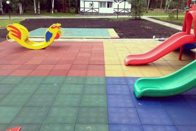 Детские площадки и игровые комнаты